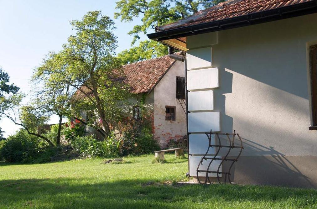 Dwor W Odonowie Exterior foto